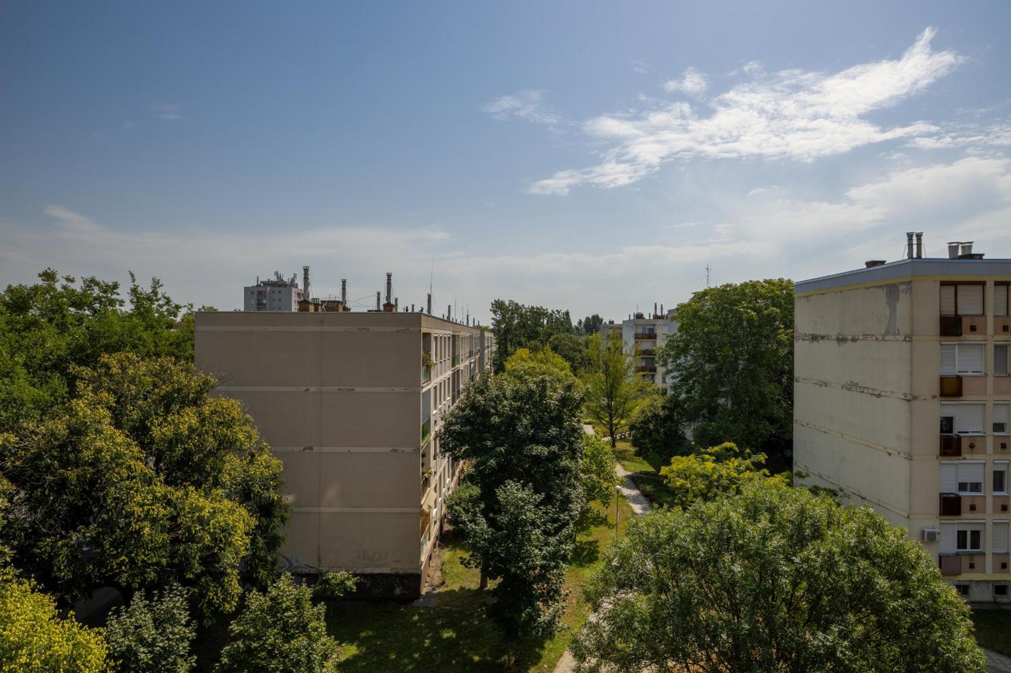 Malompark Apartman With Free Parking Debrecín Exteriér fotografie