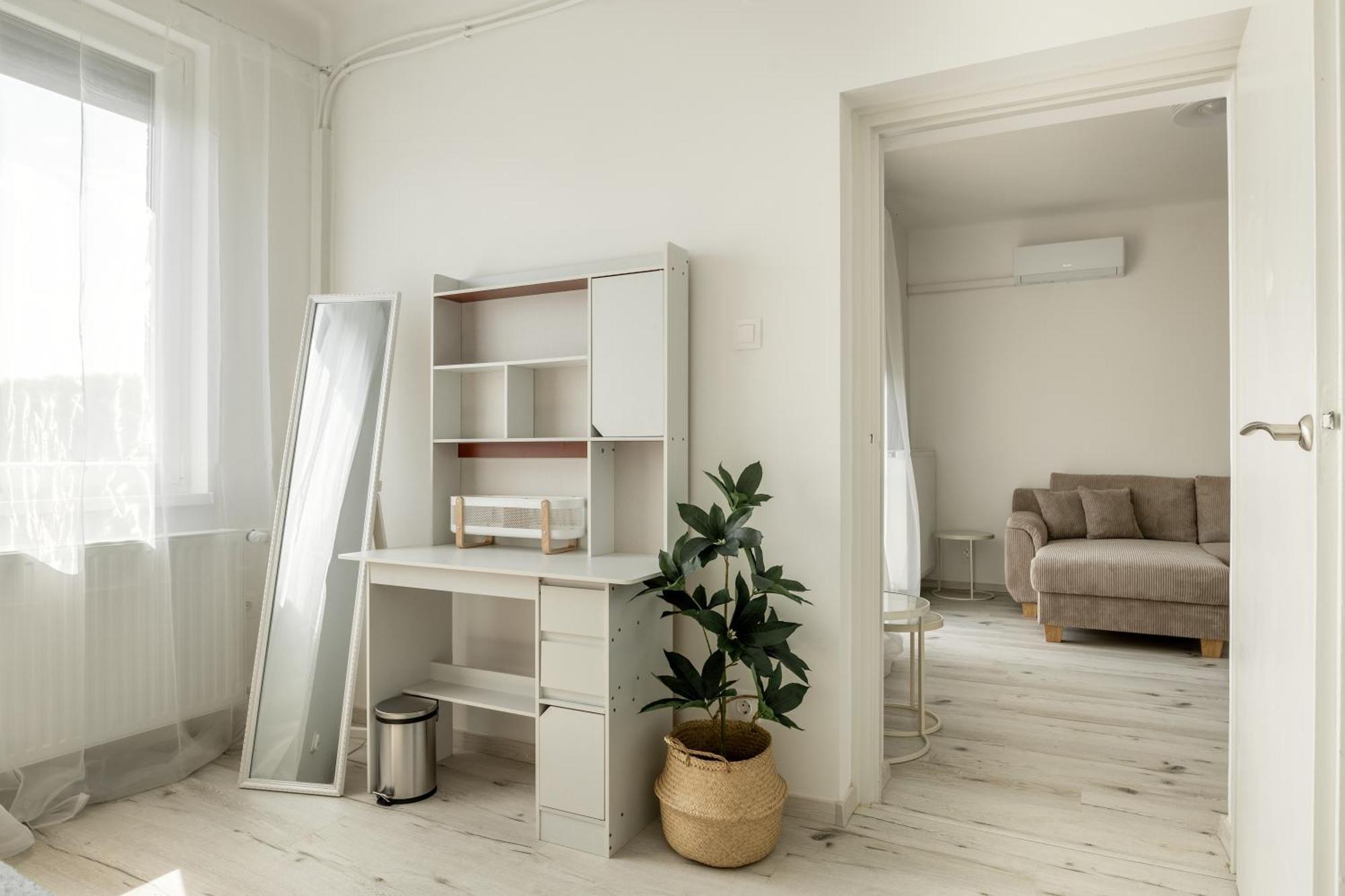 Malompark Apartman With Free Parking Debrecín Exteriér fotografie